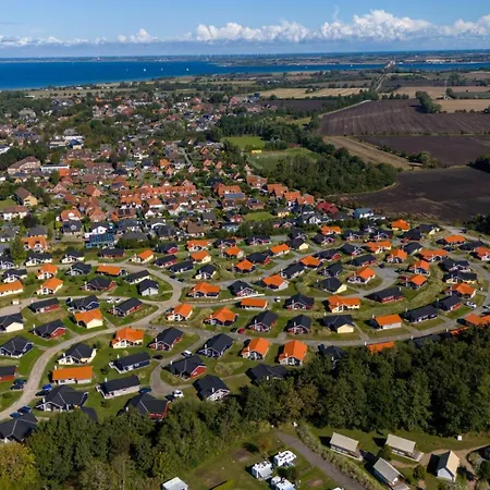 Vakantiehuis 2 Sea C 15 *